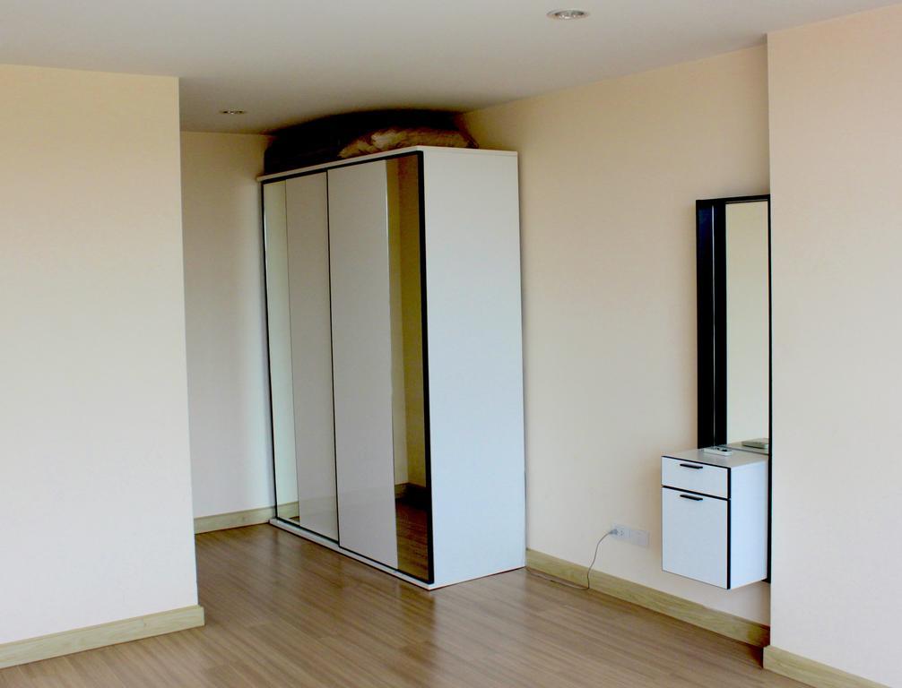 The Ocean Pearl Apartment Pattaya Bilik gambar