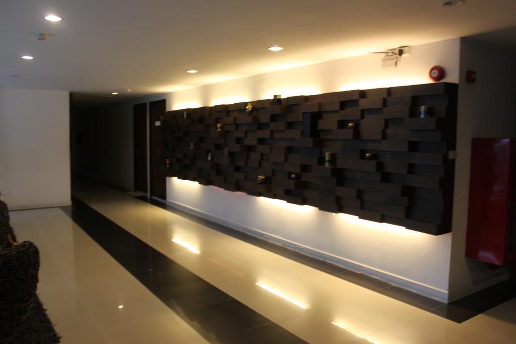 The Ocean Pearl Apartment Pattaya Bilik gambar