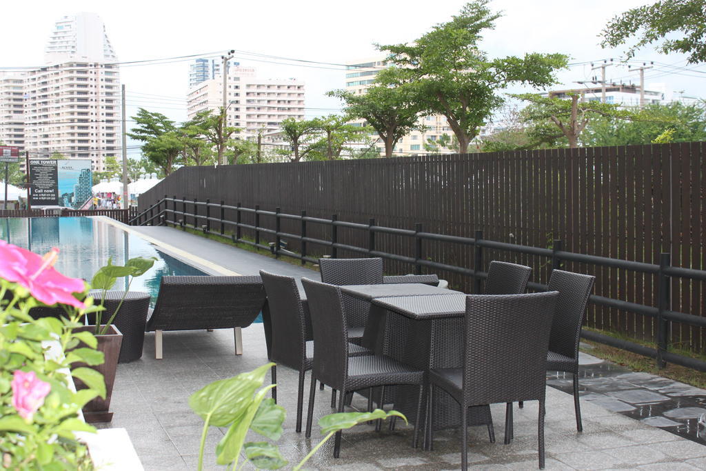 The Ocean Pearl Apartment Pattaya Bilik gambar