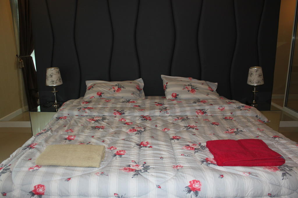 The Ocean Pearl Apartment Pattaya Bilik gambar