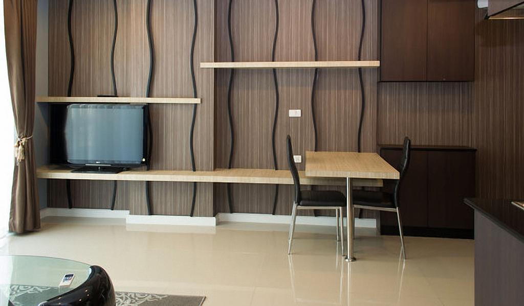 The Ocean Pearl Apartment Pattaya Bilik gambar